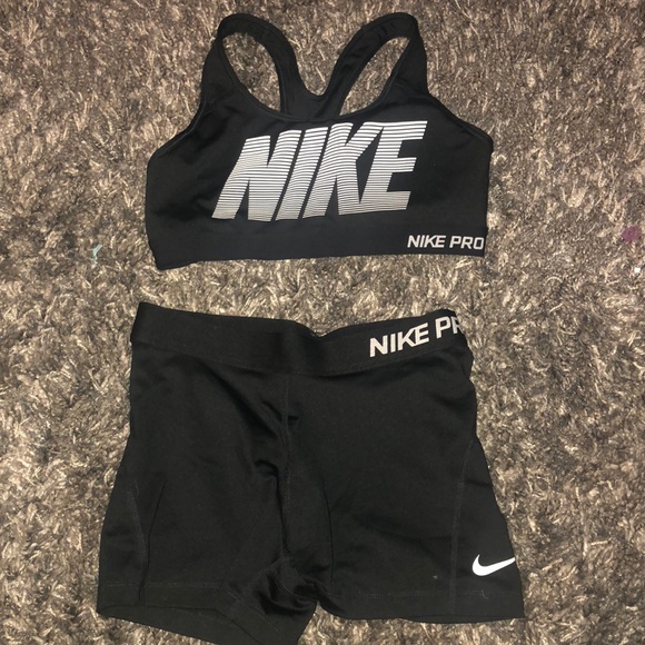 nike pro set
